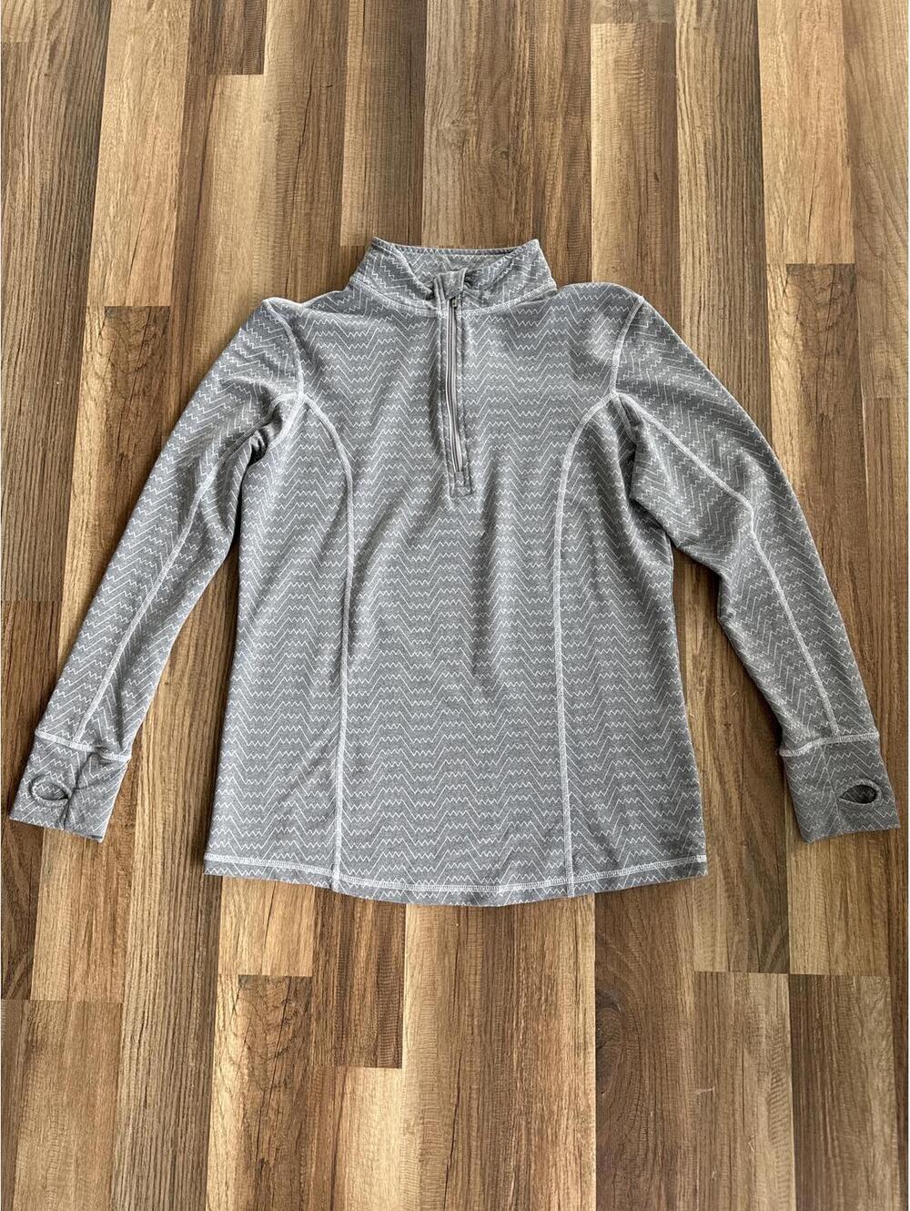 Albion 1/4 Zip Pullover Gray Chevron Athletic Top Women’s M